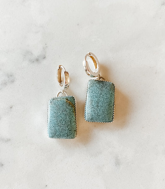 No. 8 Turquoise Hoops